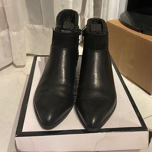 Booties, Nine West, Size 7, Black